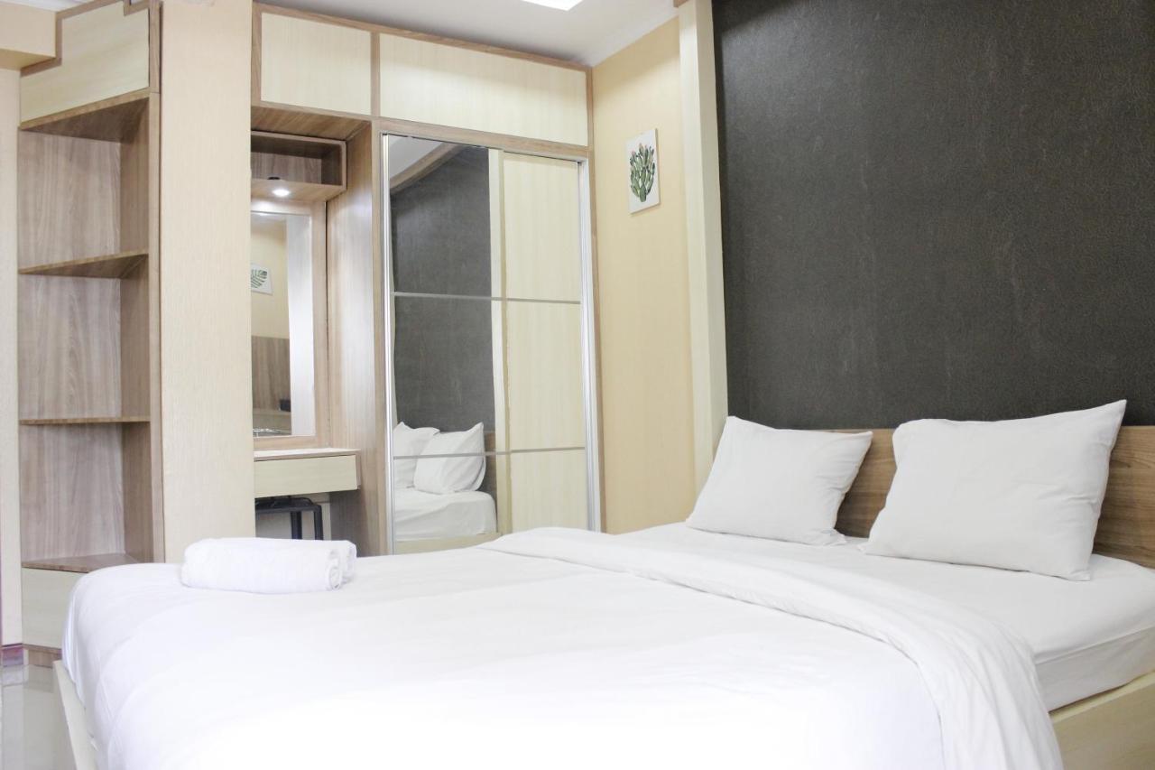 Minimalist Gateway Ahmad Yani Cicadas By Travelio